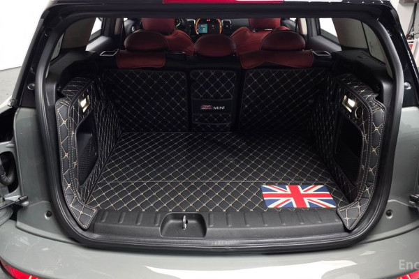 2022 Mini Clubman с пробегом 17 736 км