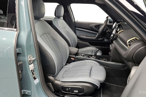 2022 Mini Clubman с пробегом 27 106 км