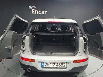 2022 Mini Clubman с пробегом 53 327 км