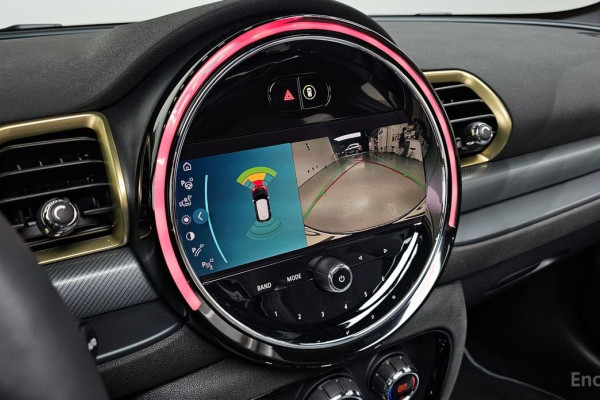 2022 Mini Clubman с пробегом 27 106 км