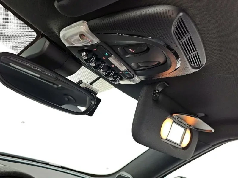 2022 Mini Clubman с пробегом 27 106 км