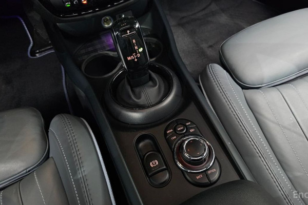 2022 Mini Clubman с пробегом 75 540 км