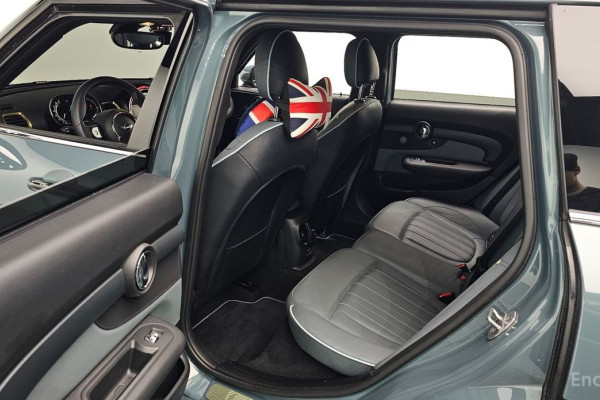 2022 Mini Clubman с пробегом 75 540 км