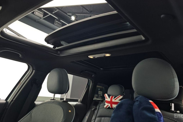 2022 Mini Clubman с пробегом 75 540 км