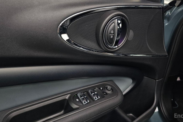 2022 Mini Clubman с пробегом 75 540 км