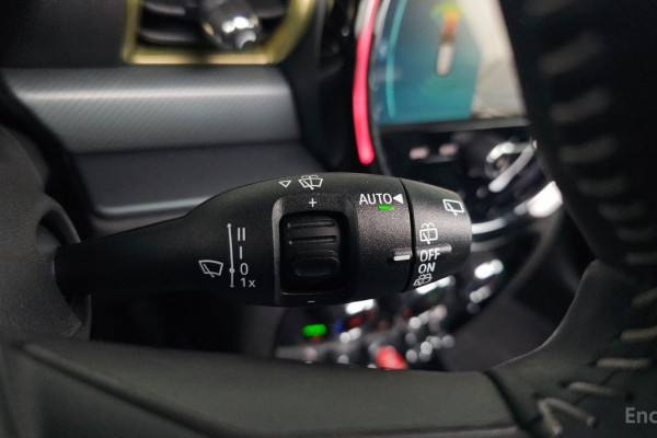 2022 Mini Clubman с пробегом 75 540 км