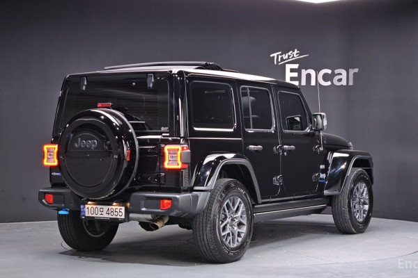 2022 Jeep Wrangler с пробегом 21 976 км