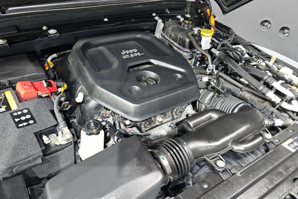 2022 Jeep Wrangler с пробегом 21 976 км