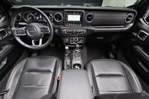 2022 Jeep Wrangler с пробегом 21 976 км