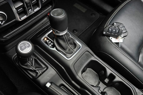 2022 Jeep Wrangler с пробегом 21 976 км