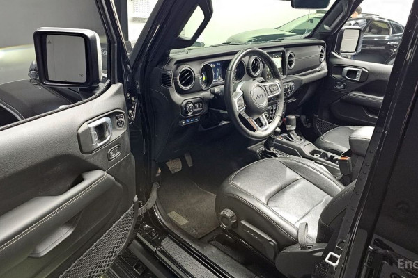 2022 Jeep Wrangler с пробегом 21 976 км