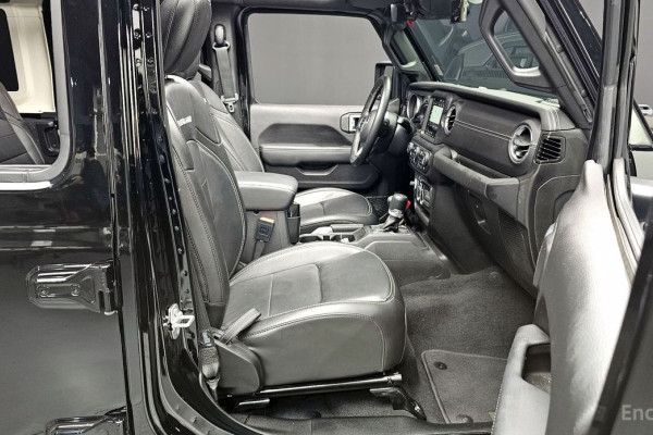 2022 Jeep Wrangler с пробегом 21 976 км