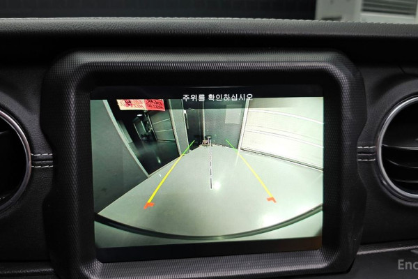 2022 Jeep Wrangler с пробегом 21 976 км