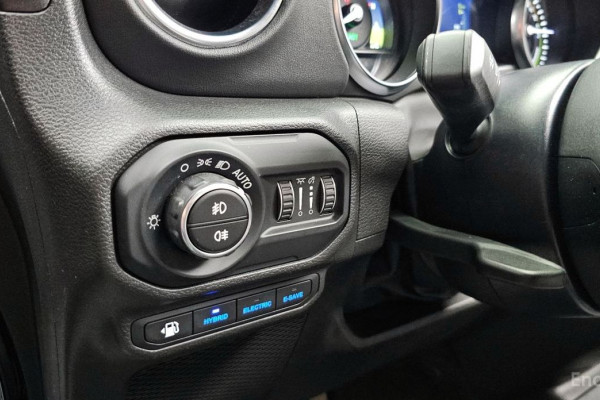 2022 Jeep Wrangler с пробегом 21 976 км