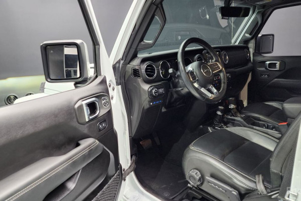 2022 Jeep Wrangler с пробегом 71 962 км