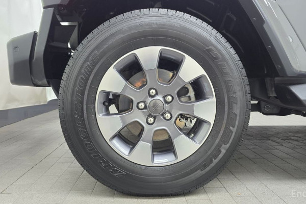 2023 Jeep Wrangler с пробегом 21 448 км