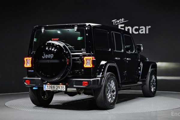 2022 Jeep Wrangler с пробегом 58 241 км