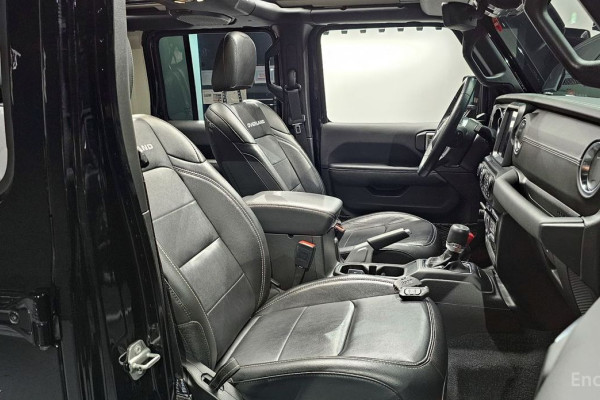 2022 Jeep Wrangler с пробегом 58 241 км