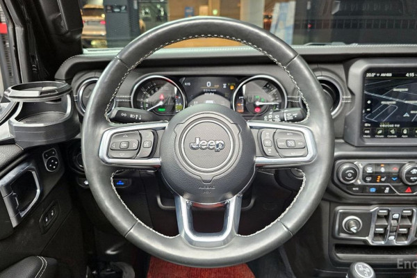 2022 Jeep Wrangler с пробегом 58 241 км
