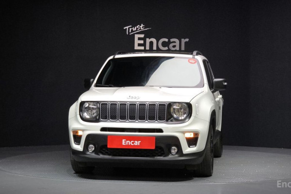 2022 Jeep Renegade с пробегом 13 526 км