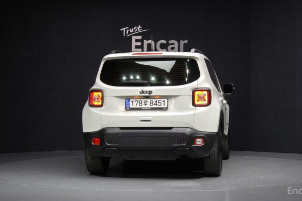 2022 Jeep Renegade с пробегом 13 526 км