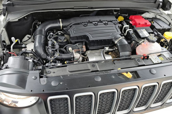 2022 Jeep Renegade с пробегом 13 526 км