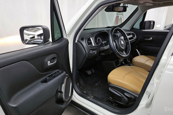 2022 Jeep Renegade с пробегом 13 526 км