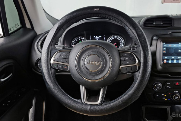 2022 Jeep Renegade с пробегом 13 526 км