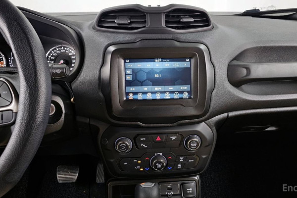 2022 Jeep Renegade с пробегом 13 526 км