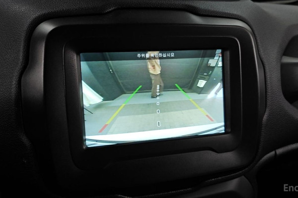 2022 Jeep Renegade с пробегом 13 526 км