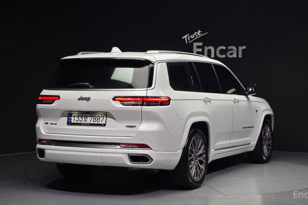 2022 Jeep Cherokee с пробегом 57 079 км