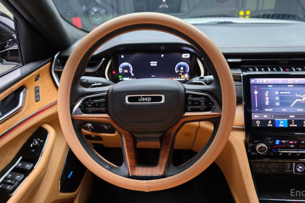 2022 Jeep Cherokee с пробегом 57 079 км