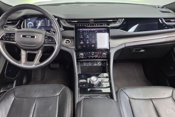 2022 Jeep Cherokee с пробегом 48 349 км