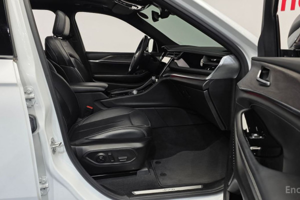 2022 Jeep Cherokee с пробегом 48 349 км