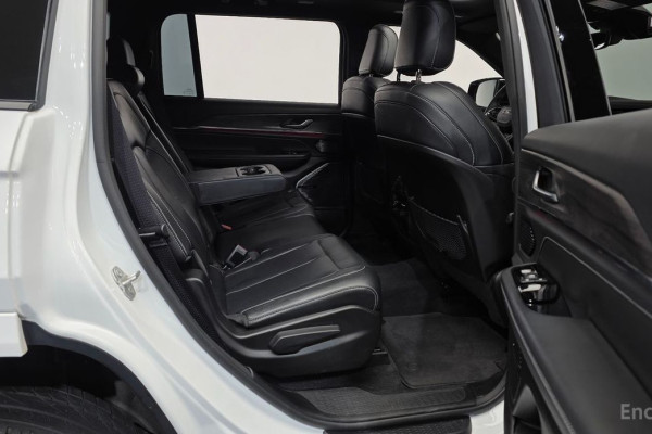 2022 Jeep Cherokee с пробегом 48 349 км