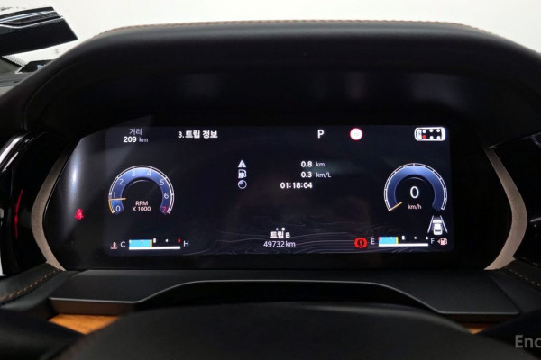 2023 Jeep Cherokee с пробегом 49 732 км