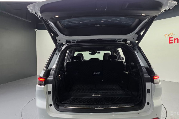 2022 Jeep Cherokee с пробегом 37 143 км