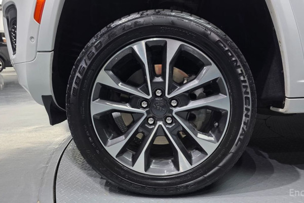 2022 Jeep Cherokee с пробегом 61 504 км