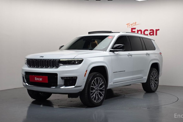 2023 Jeep Cherokee с пробегом 49 732 км