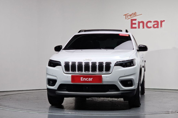 2022 Jeep Cherokee с пробегом 23 658 км