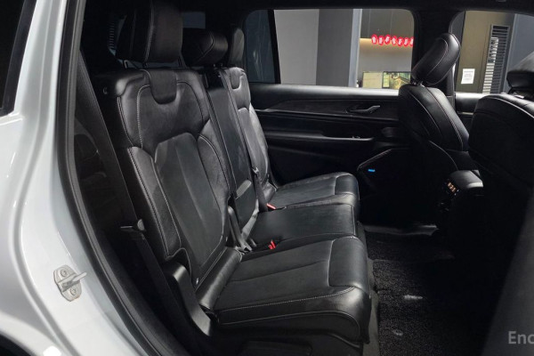 2022 Jeep Cherokee с пробегом 61 504 км