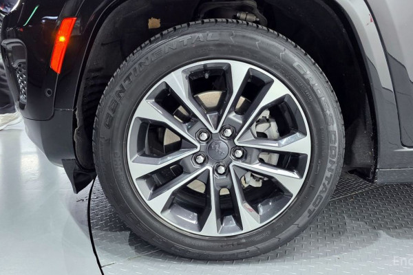 2022 Jeep Cherokee с пробегом 43 111 км