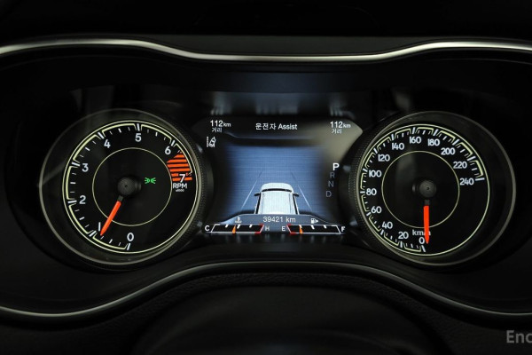 2022 Jeep Cherokee с пробегом 39 421 км