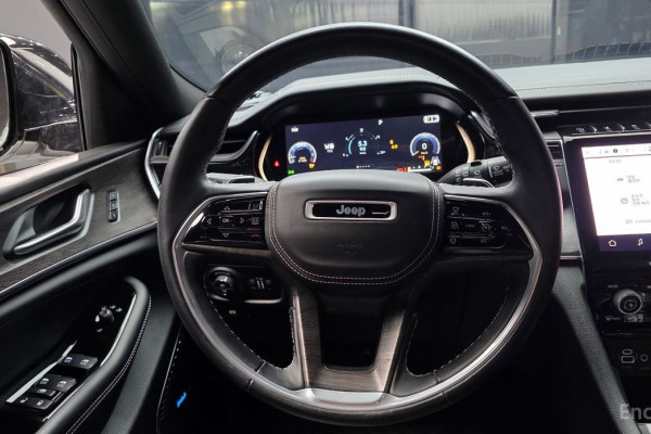 2022 Jeep Cherokee с пробегом 61 504 км