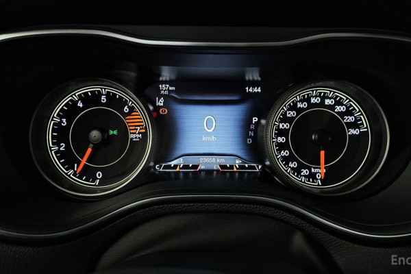 2022 Jeep Cherokee с пробегом 23 658 км