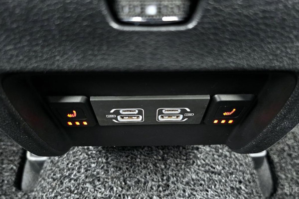 2022 Jeep Cherokee с пробегом 23 658 км