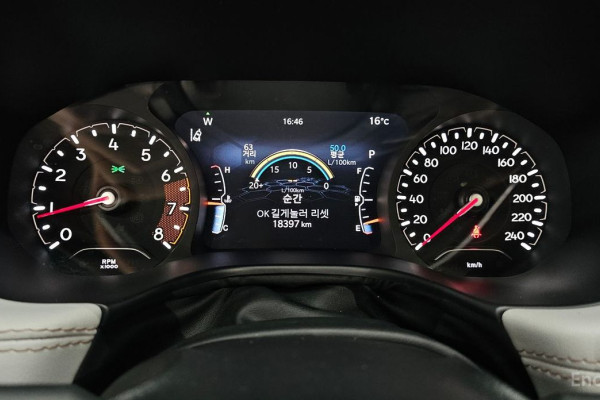 2022 Jeep Compass с пробегом 18 397 км