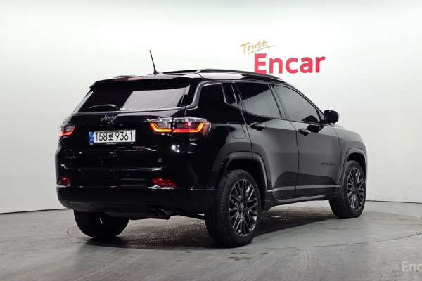 2022 Jeep Compass с пробегом 37 540 км