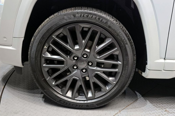 2022 Jeep Compass с пробегом 24 342 км