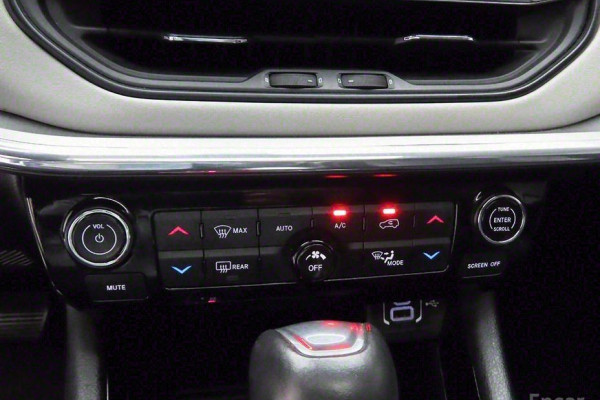 2022 Jeep Compass с пробегом 63 760 км